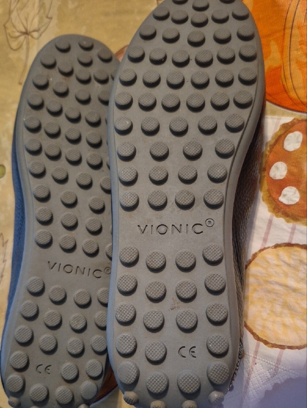 Vionic Black Pebbled Leather Slip-On Loafers - Picture 3 of 3
